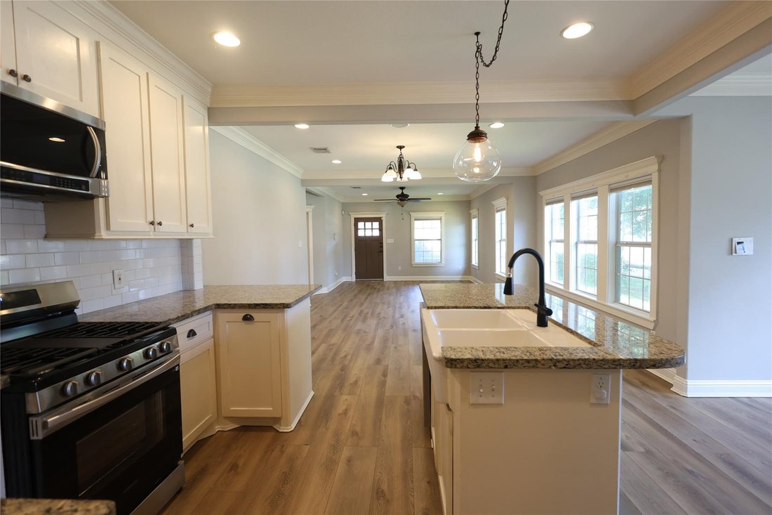 House in Houston, Texas, United States 3 - 18677584