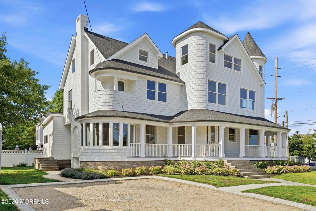 Long Branch, New Jersey, United States 2 - 18675396