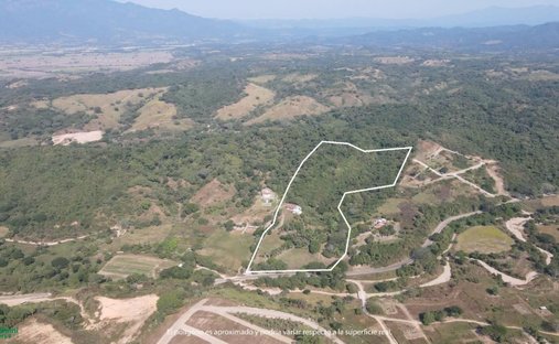 Terreno a Las Palmas de Arriba, Jalisco, Messico 1