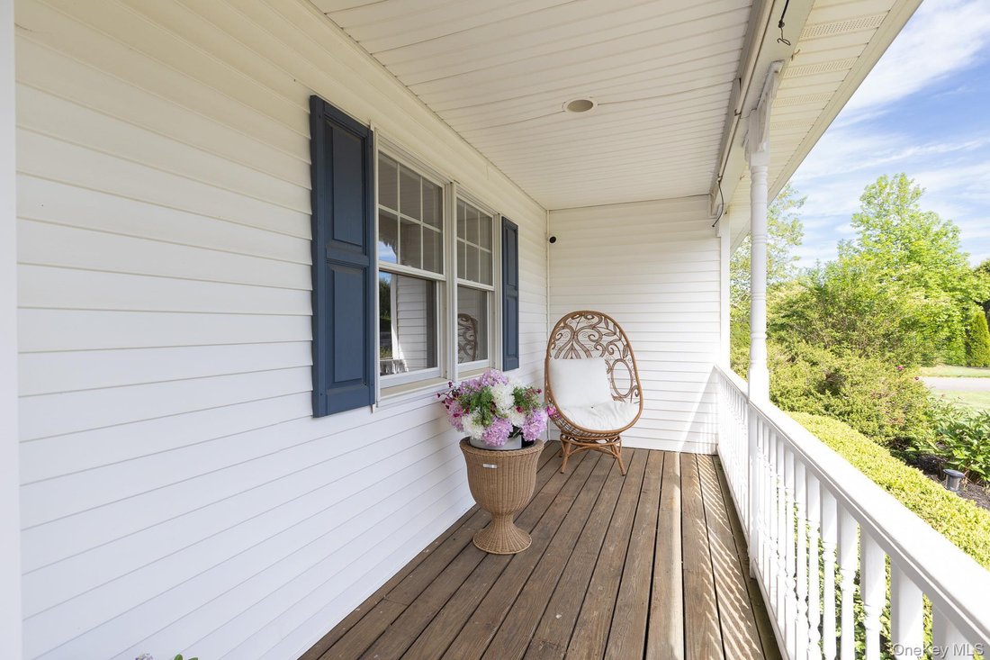 House in Calverton, New York, United States 5 - 18677550
