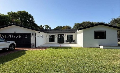 House in Miami Lakes, Florida, United States 1