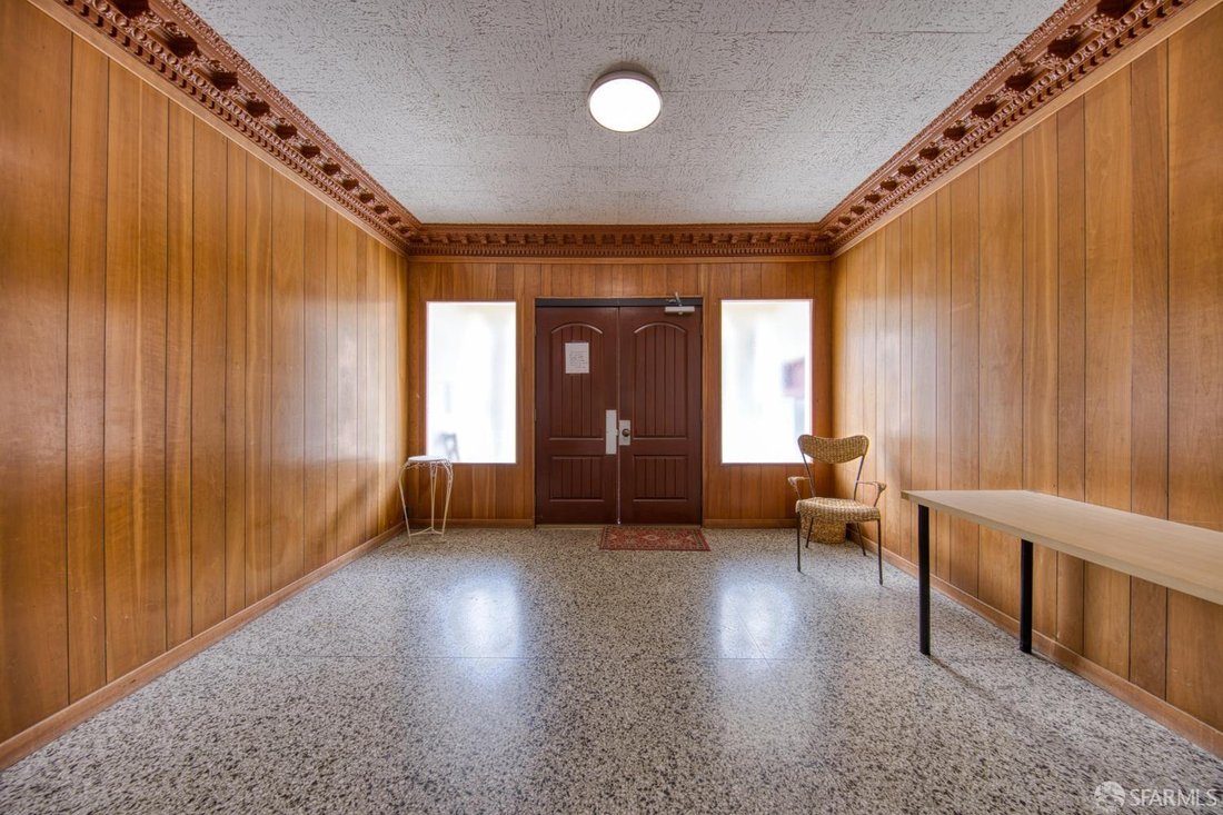 San Francisco, California, United States 2 - 18676419