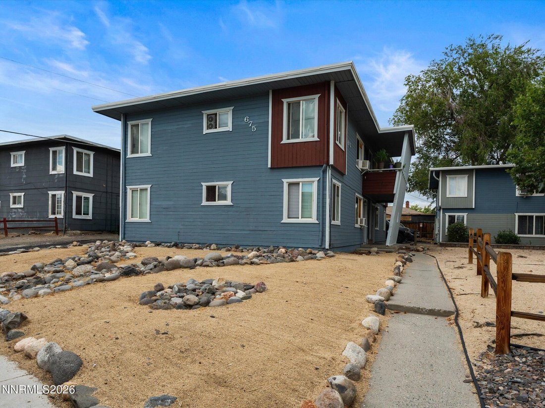 Reno, Nevada, United States 2 - 18676653