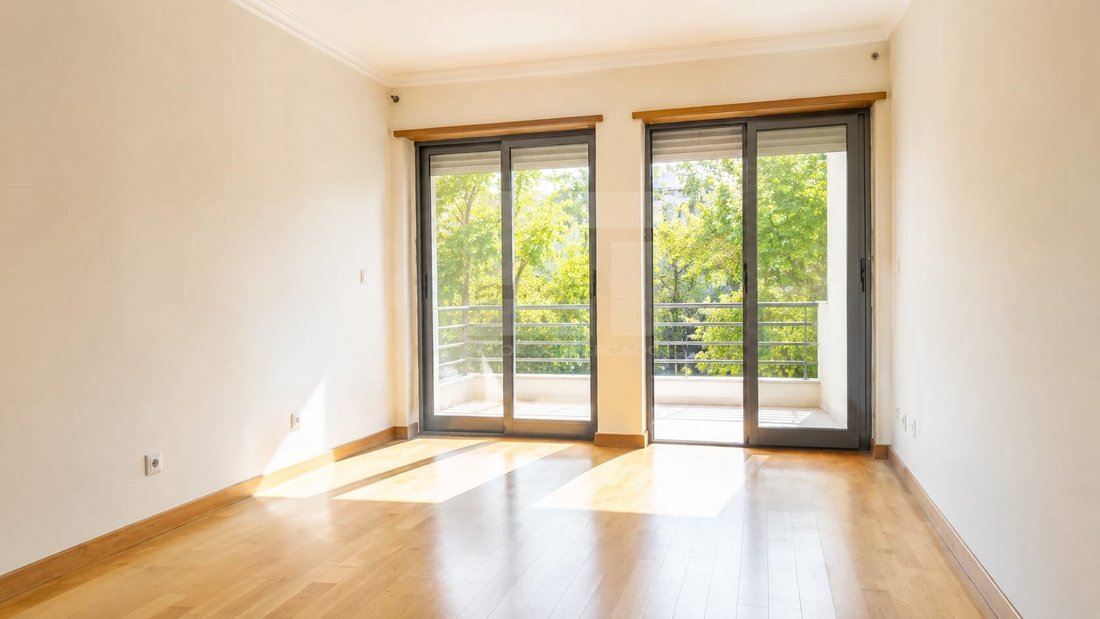Apartment in Mina de Agua, Lisbon, Portugal 2 - 18479578