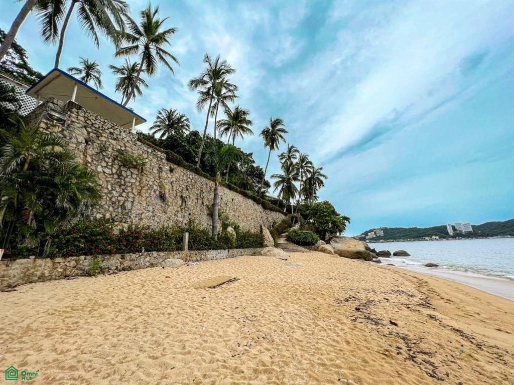 House in Acapulco, Guerrero, Mexico 2 - 17728673