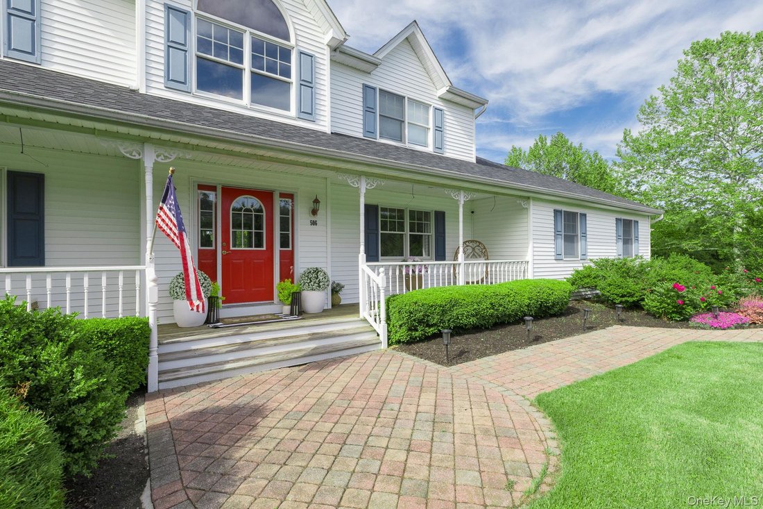 House in Calverton, New York, United States 4 - 18677550