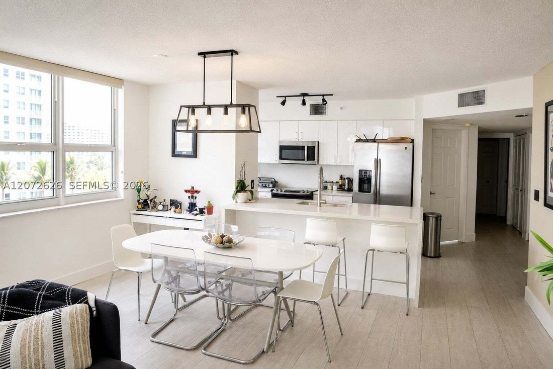 Condo in Miami, Florida, United States 3 - 18676832
