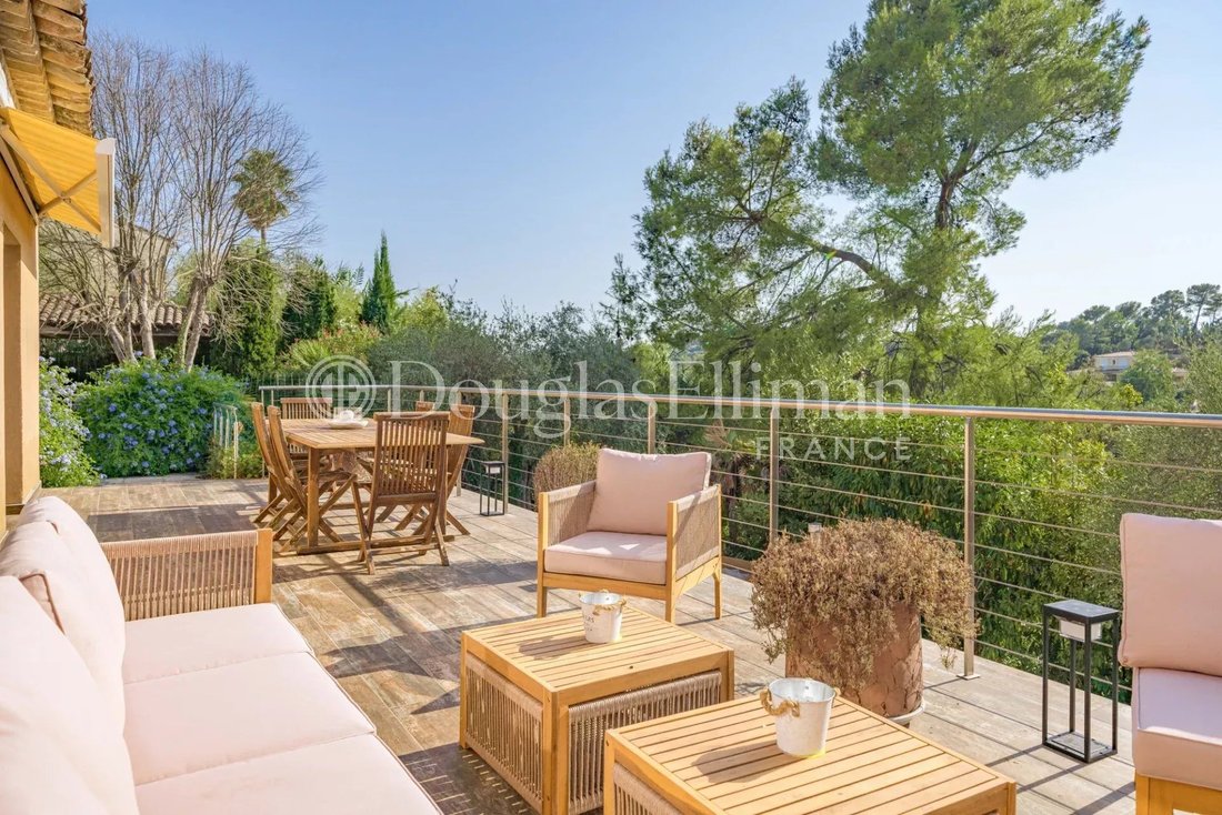 Villa in Sud, Roquefort-les-Pins, France 4 - 18675125