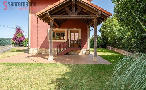 Villa in Santa Cruz de Bezana, Cantabria, Spain 1