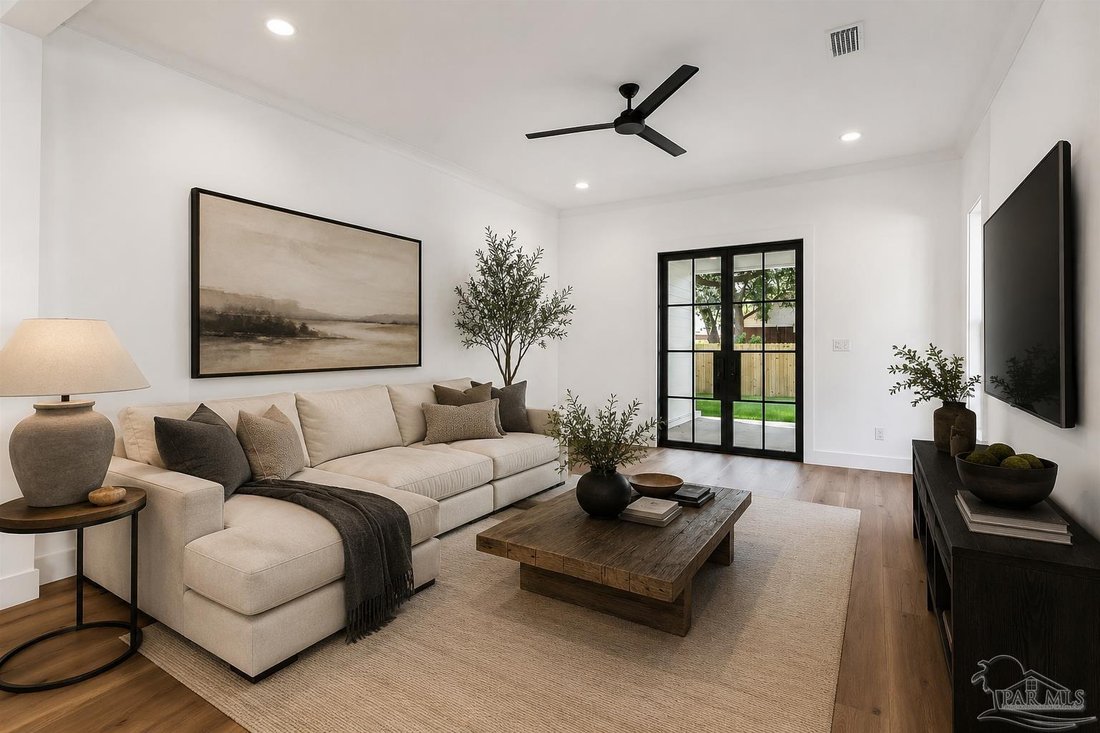 House in Pensacola, Florida, United States 2 - 18306028