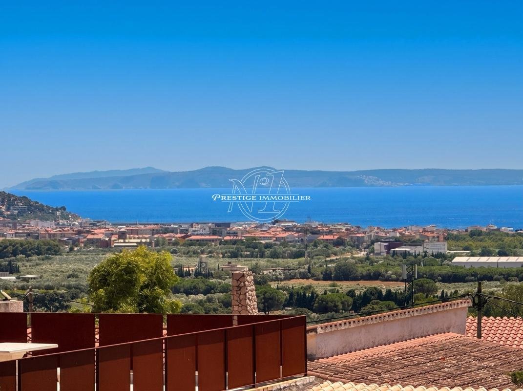 Villa in Roses, Catalonia, Spain 2 - 18677047