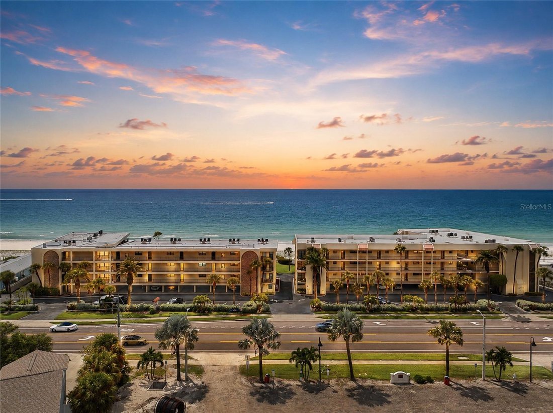 Condo in Belleair Beach, Florida, United States 1 - 18677728
