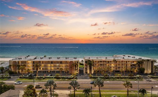 Condo in Belleair Beach, Florida, United States 1