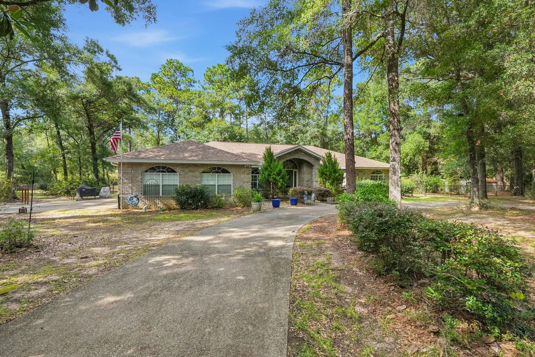 House in Milton, Florida, United States 4 - 18674685