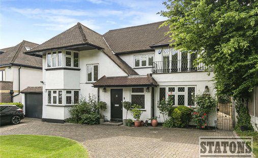 Haus in Ferney Hill, London Borough of Enfield, England 1
