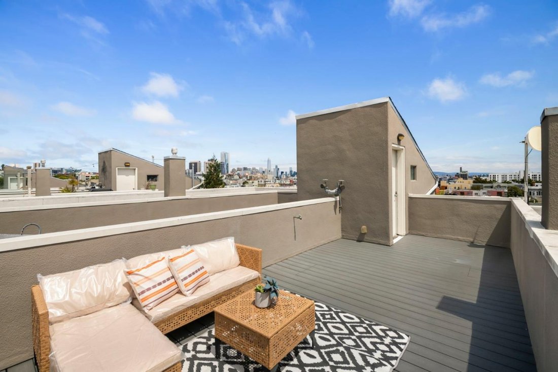 Condo in San Francisco, California, United States 4 - 18676850