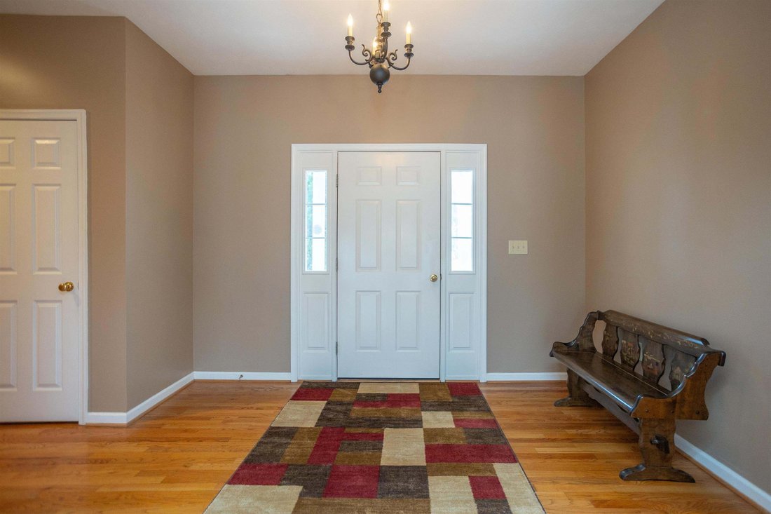 House in Fishersville, Virginia, United States 5 - 18676789
