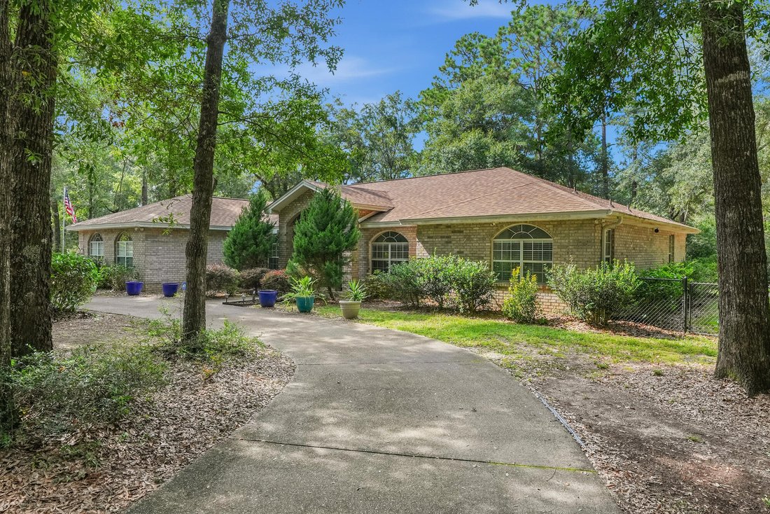 House in Milton, Florida, United States 2 - 18674685