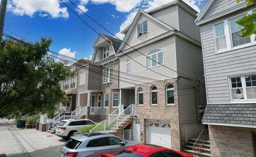 Apartment in Bayonne, New Jersey, United States 1