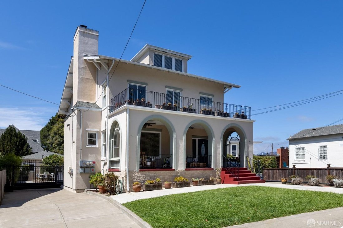 House in Oakland, California, United States 1 - 18676417