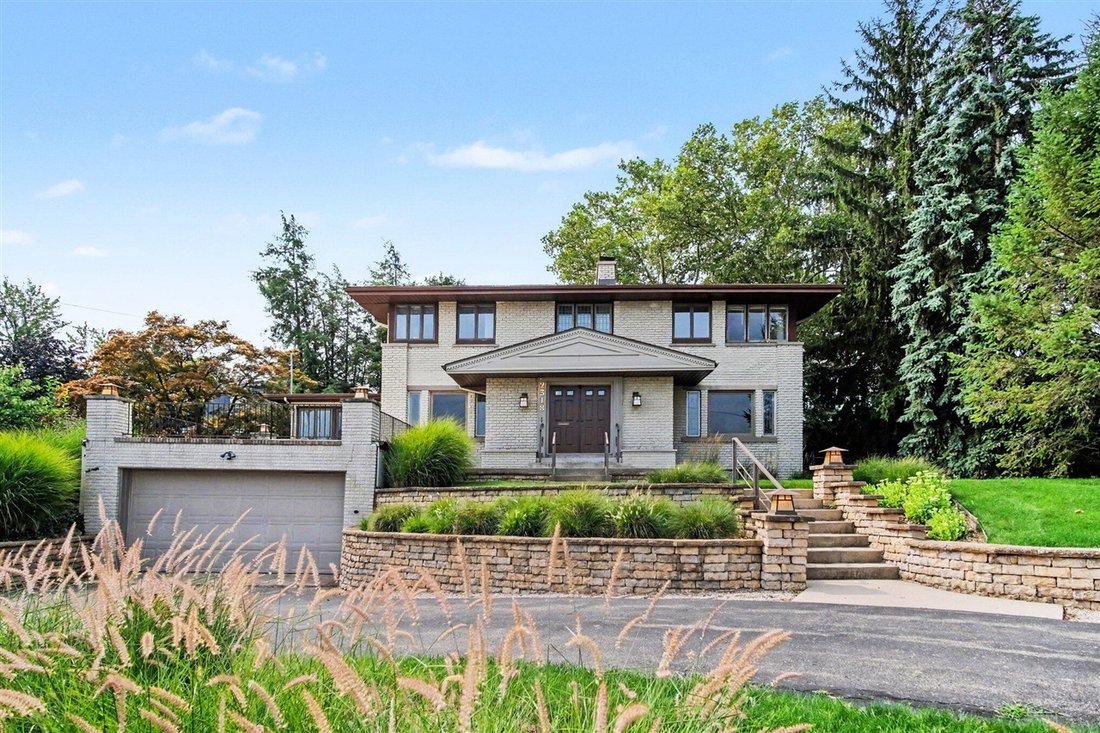 House in East Grand Rapids, Michigan, United States 1 - 18676128