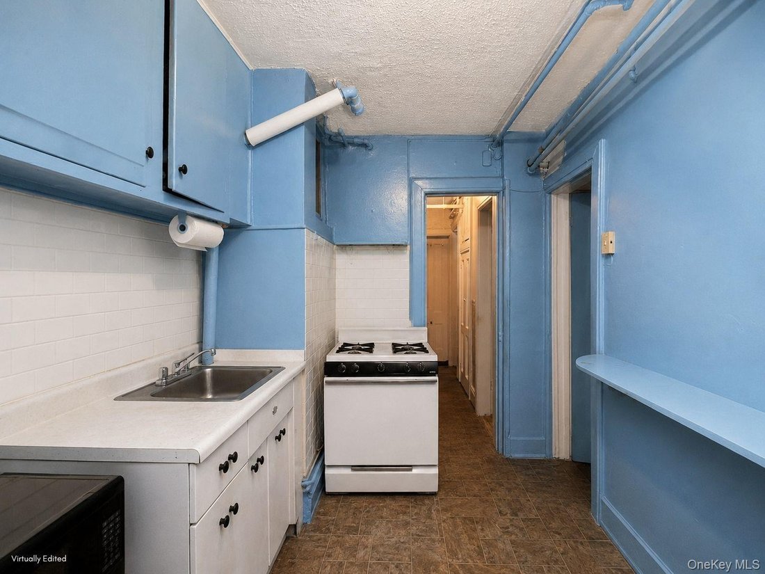House in New York, New York, United States 4 - 18676590