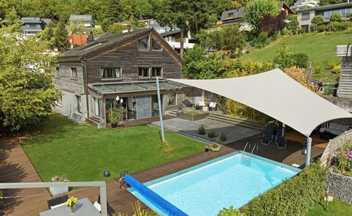 House in Füllinsdorf, Basel-Landschaft, Switzerland 1