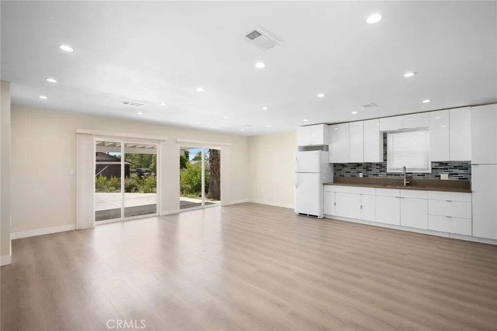 Condo in Los Angeles, California, United States 4 - 18008436