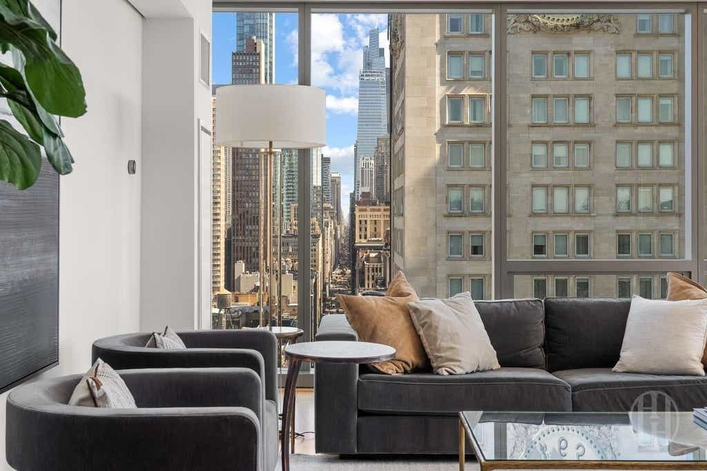 House in New York, New York, United States 2 - 17998682