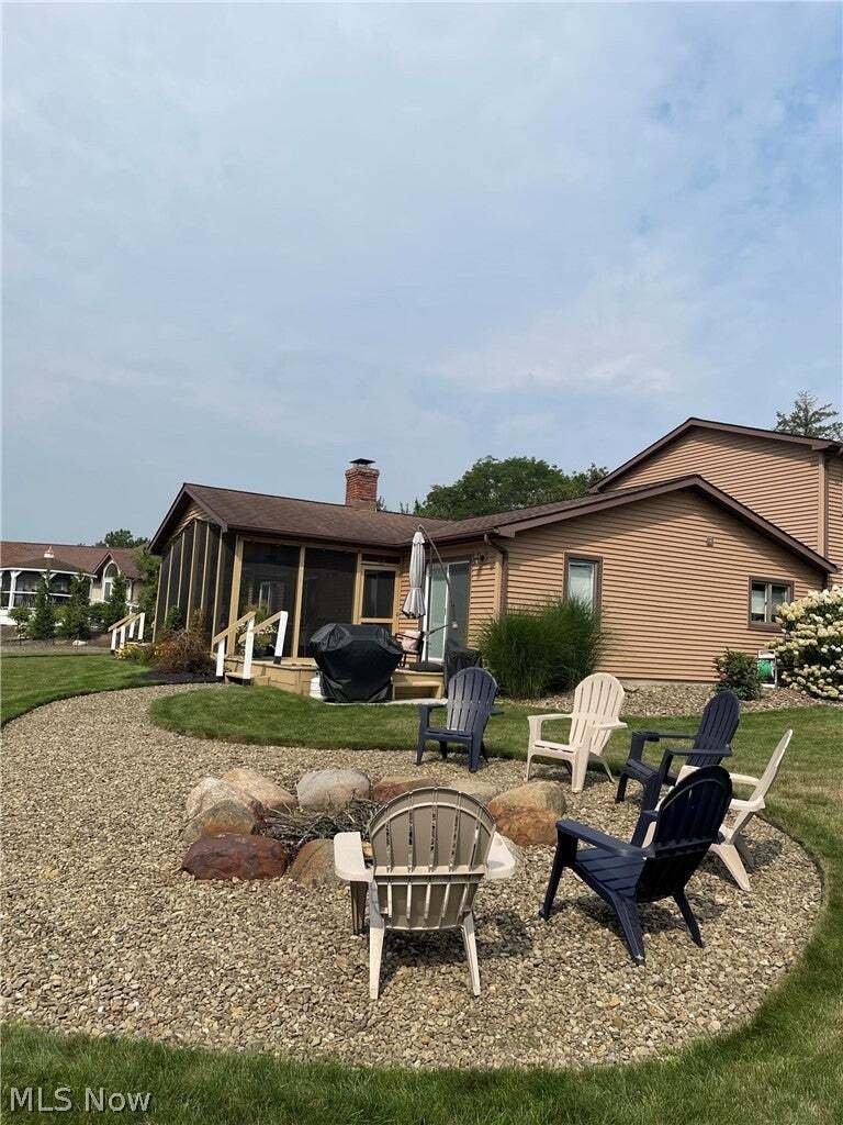 House in Rock Creek, Ohio, United States 3 - 18675798