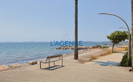 Haus in Hyères, Provence-Alpes-Côte d'Azur, Frankreich 1