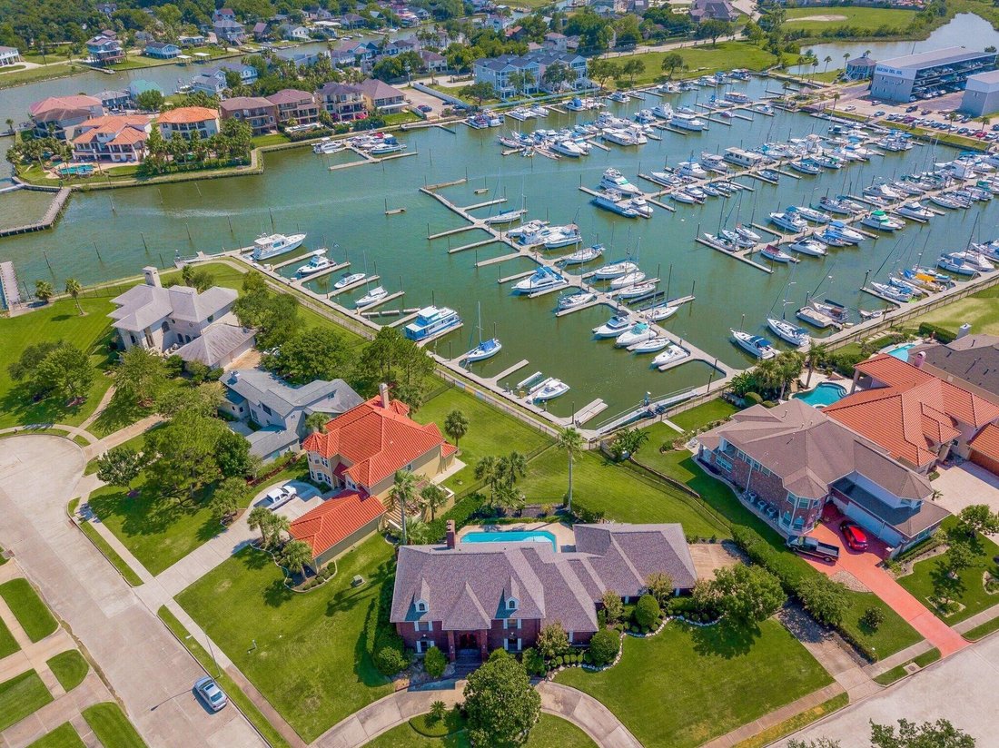 House in Kemah, Texas, United States 1 - 18675586