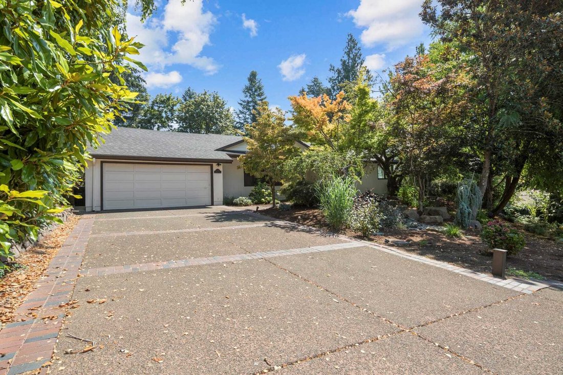 House in Cedar Hills, Oregon, United States 2 - 18675587