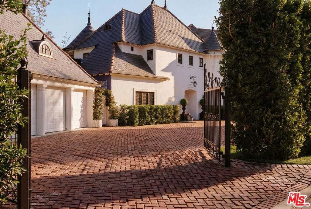 House in Beverly Hills, California, United States 2 - 18675990