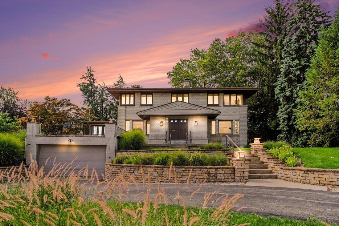 House in East Grand Rapids, Michigan, United States 2 - 18676104