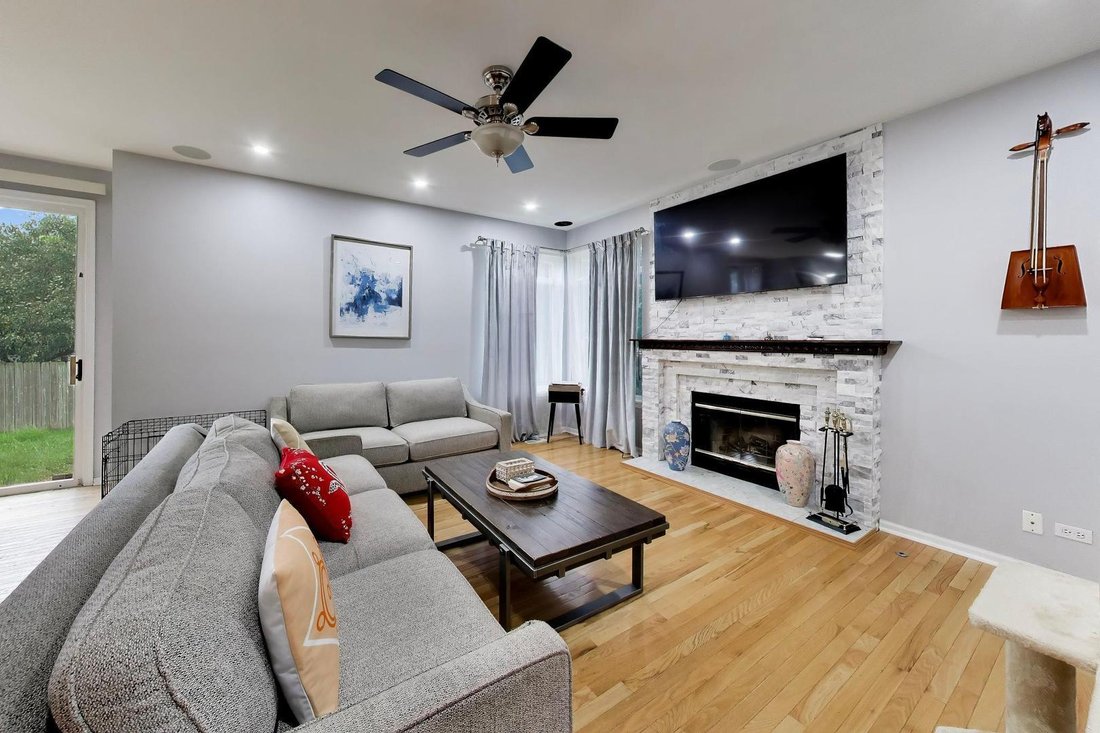 House in Naperville, Illinois, United States 3 - 18676379