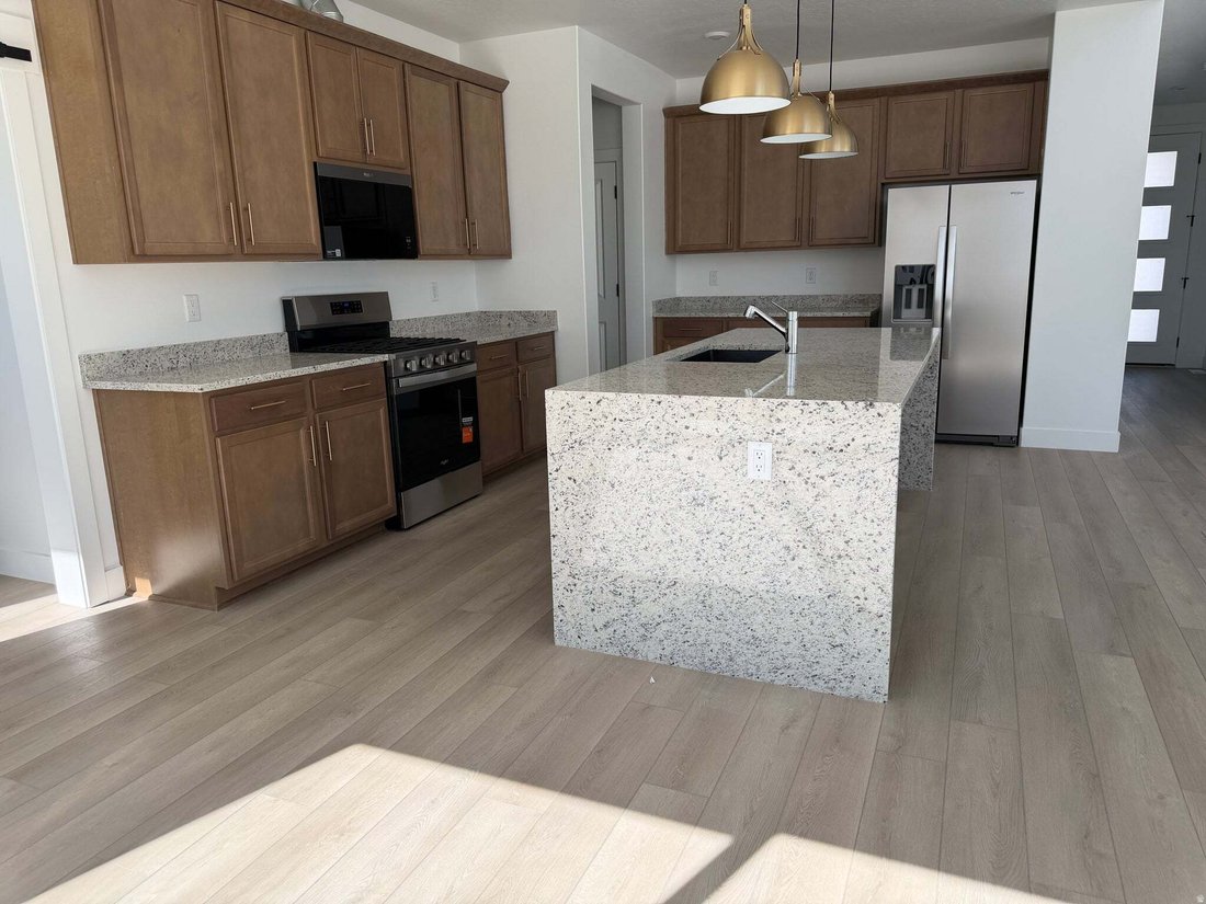 House in Eagle Mountain, Utah, United States 3 - 18676609