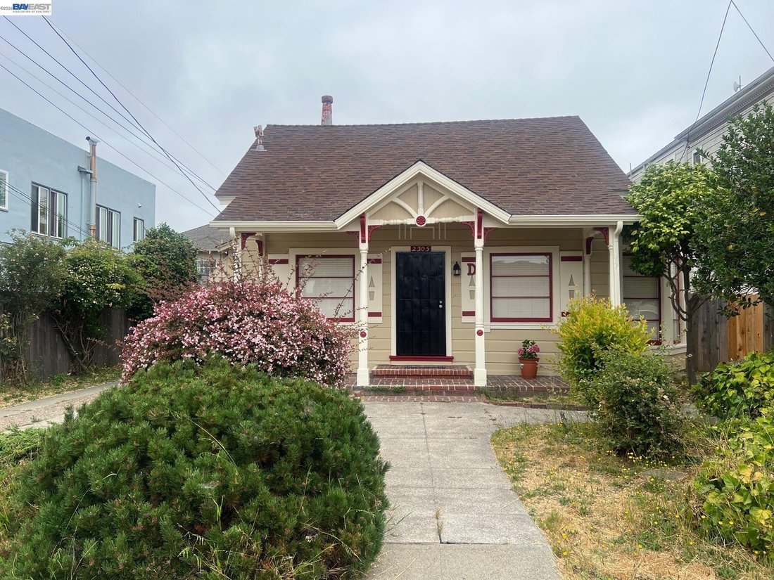 Alameda, California, United States 2 - 18676895