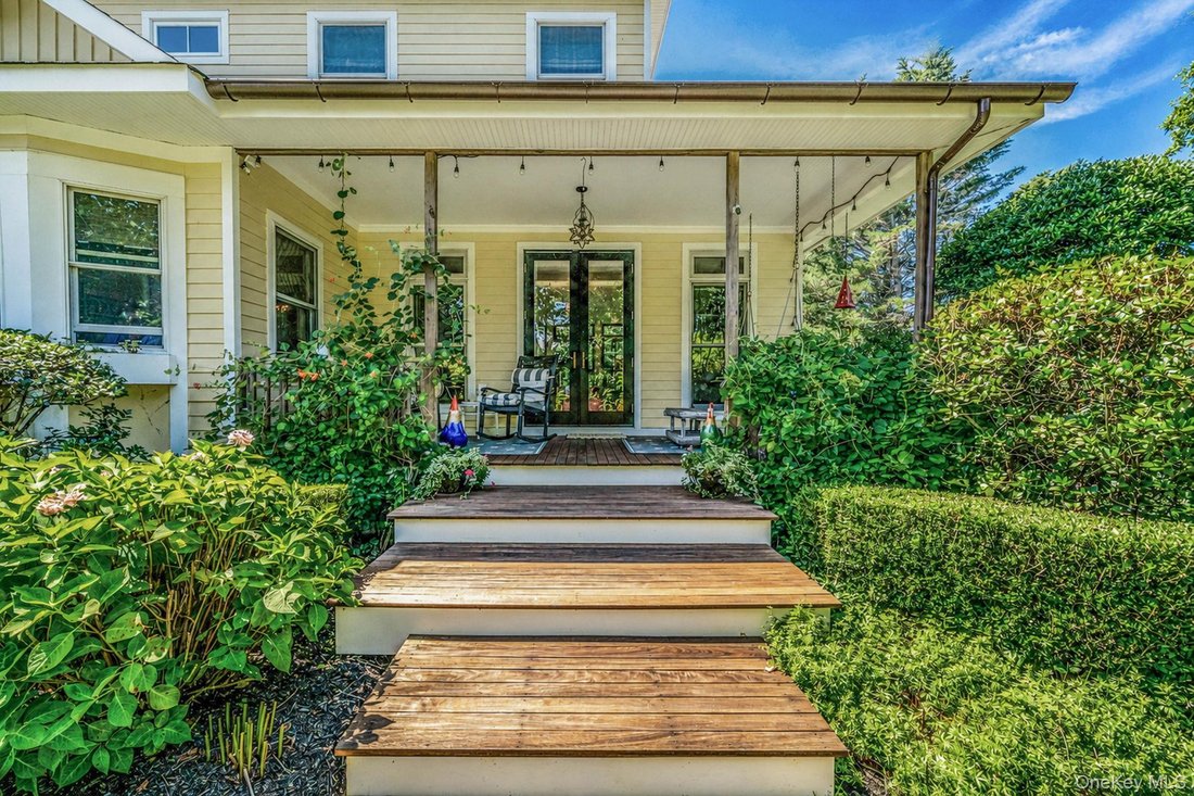 House in East Quogue, New York, United States 3 - 18677433