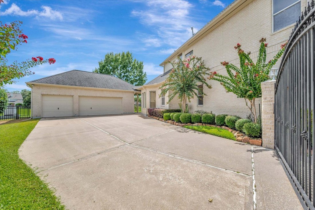 House in Houston, Texas, United States 3 - 18678289