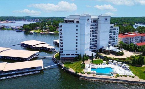 Condo in Sunrise Beach, Missouri, United States 1