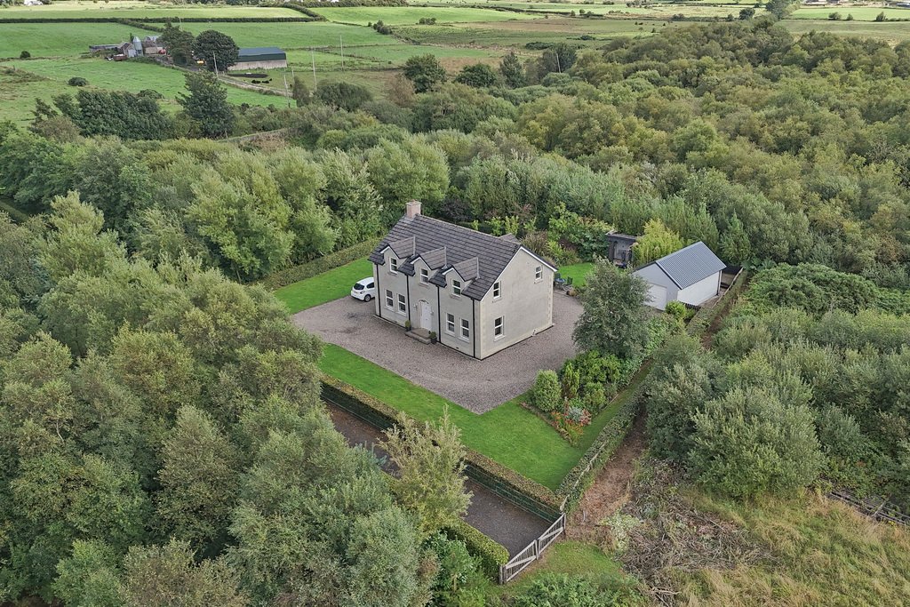 House in Bushmills, Northern Ireland 2 - 18674609