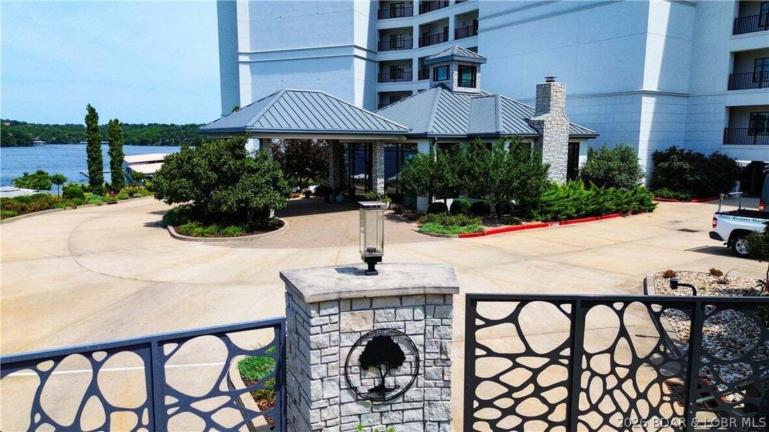 Condo in Sunrise Beach, Missouri, United States 2 - 18675748