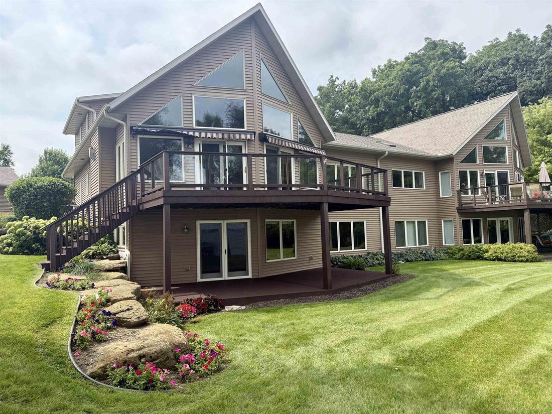 Condo in Beaver Dam, Wisconsin, United States 1 - 18675737