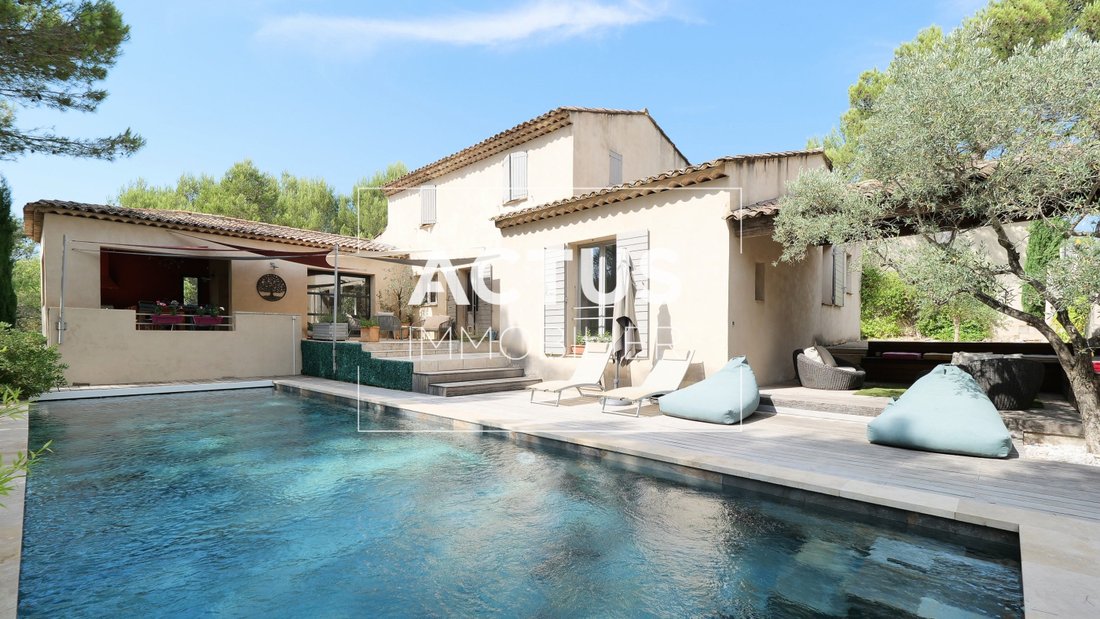 House in Mallemort, Provence-Alpes-Côte d'Azur, France 1 - 18674973