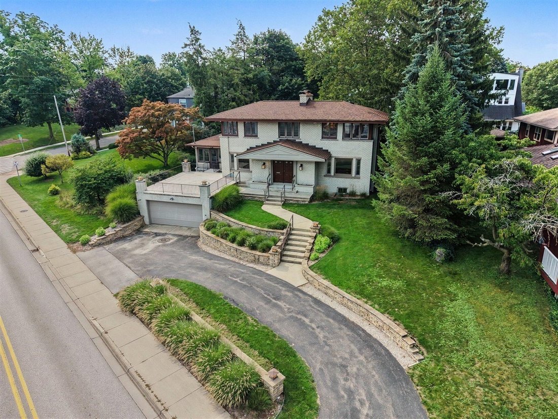 House in East Grand Rapids, Michigan, United States 4 - 18676128