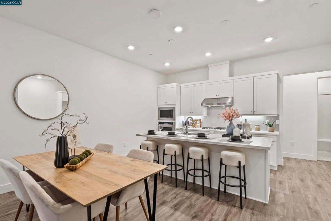 Townhouse in Sunnyvale, California, United States 3 - 18676858