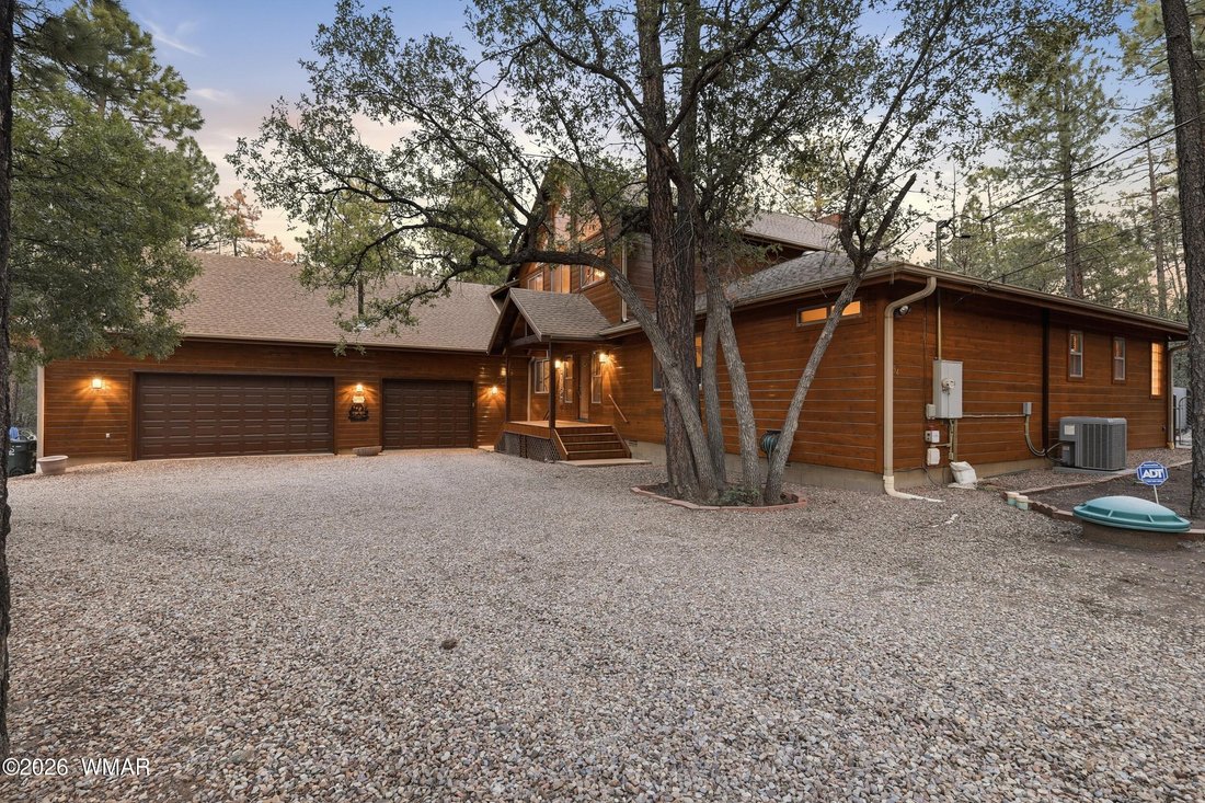 Pinetop-Lakeside, Arizona, United States 5 - 18675685