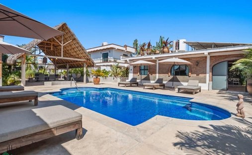 House in La Peñita de Jaltemba, Nayarit, Mexico 1