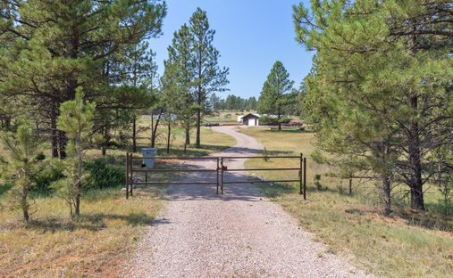 Land in Hot Springs, South Dakota, United States 1